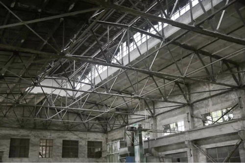 湖北一军工厂,曾是由共和国元帅选址而建,现建筑破败,辉煌不再